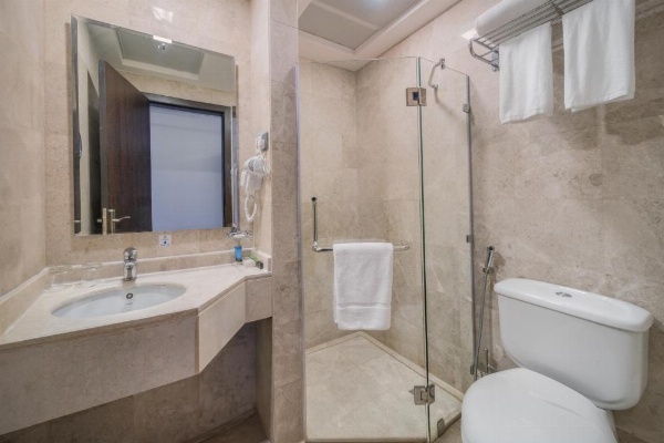 Al Kiswah Towers Hotel image 8